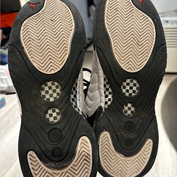 Nike Jordan Jumpman - Youth size 5.5 - Picture 3 of 5